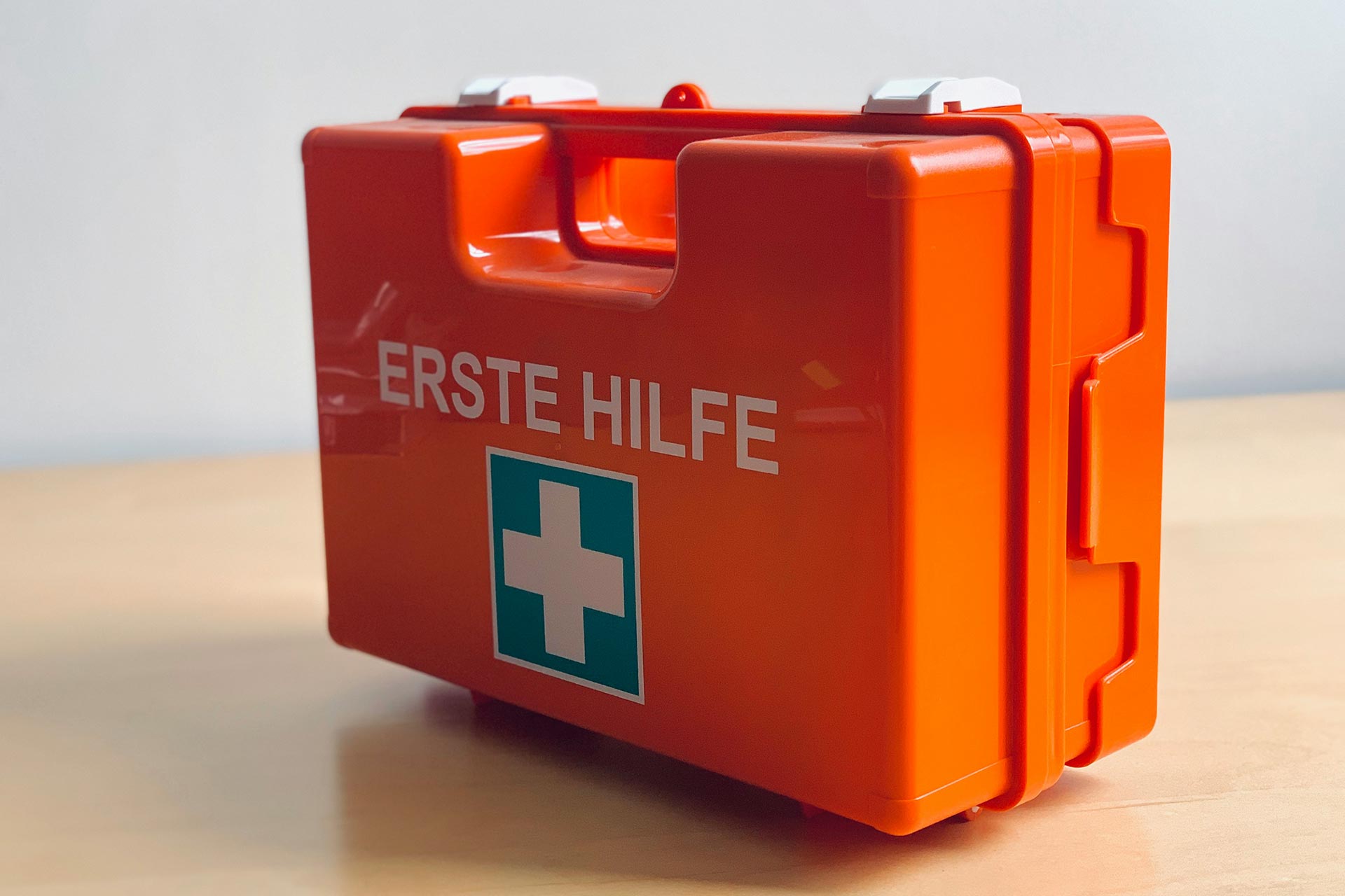 Κατευθυντήριες οδηγίες για την παροχή φροντίδας σε επείγουσες καταστάσεις