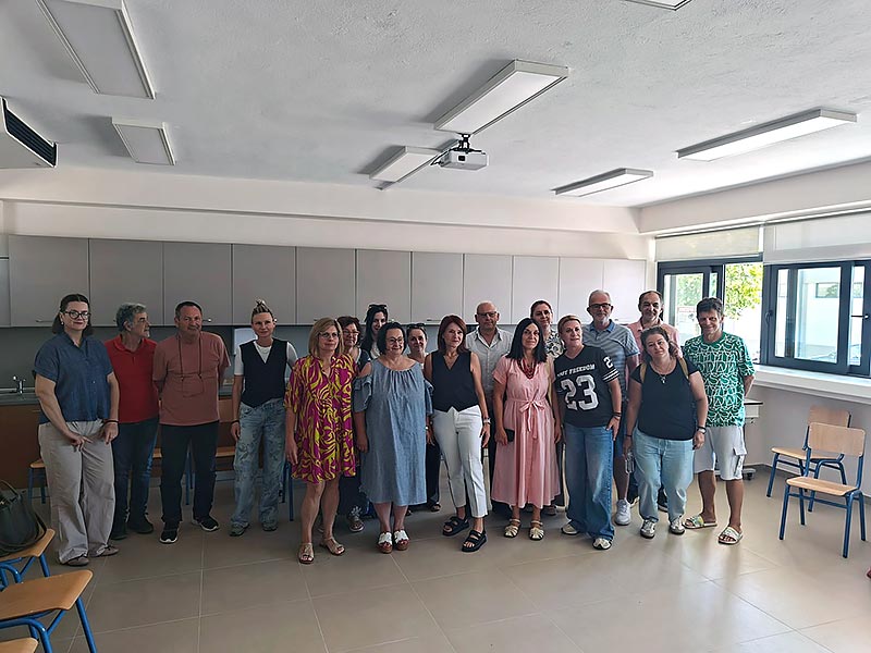 Δράση ενδοσχολικής επιμόρφωσης για εκπαιδευτικούς στη Φαρκαδόνα